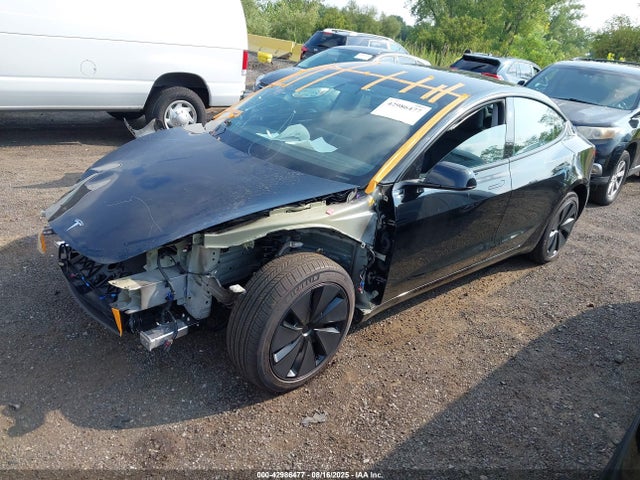 2025 TESLA MODEL 3 5YJ3E1EA0SF982929 Photo 1