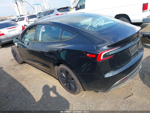 2025 TESLA MODEL 3 5YJ3E1EA0SF982929 Photo 2