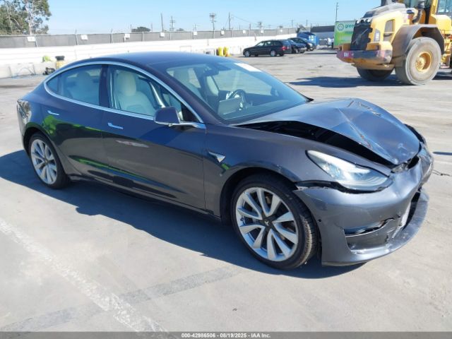 2018 TESLA MODEL 3 5YJ3E1EA5JF169052 Photo 0