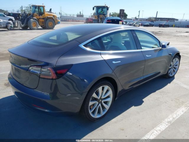 2018 TESLA MODEL 3 5YJ3E1EA5JF169052 Photo 3