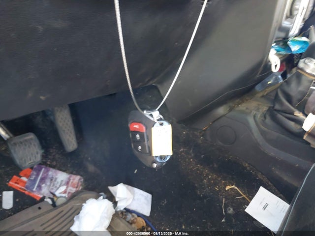 1C4HJXEG2JW264558 Jeep 2018