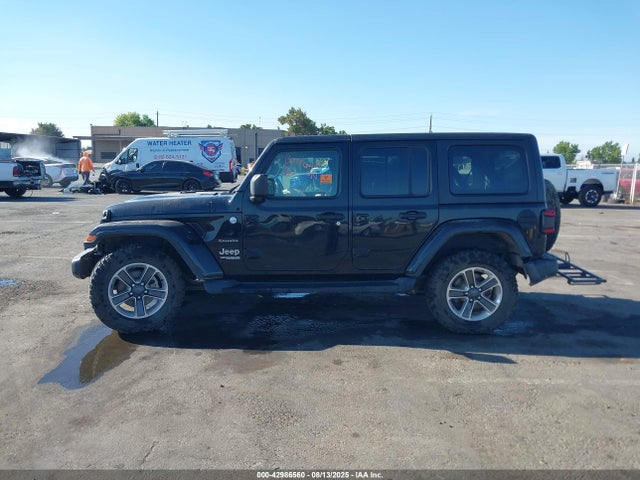 1C4HJXEG2JW264558 Jeep 2018
