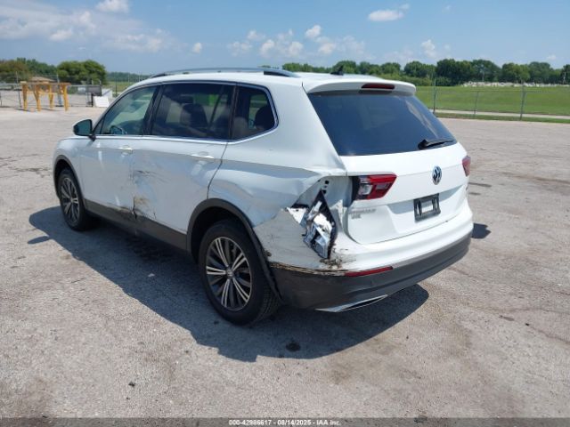2018 VOLKSWAGEN TIGUAN 3VV2B7AX4JM204453 Photo 2