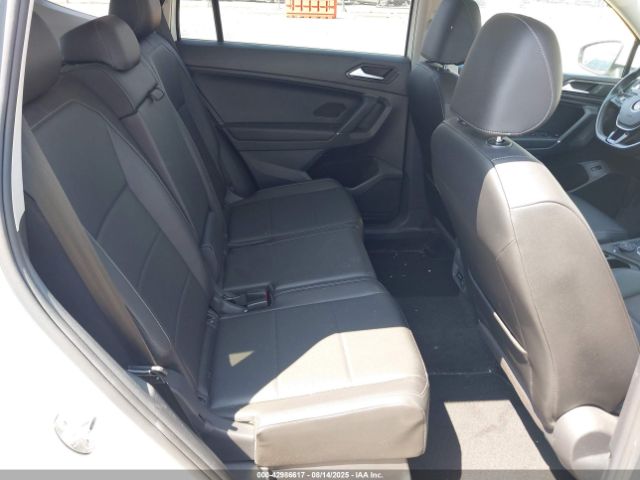 2018 VOLKSWAGEN TIGUAN 3VV2B7AX4JM204453 Photo 7