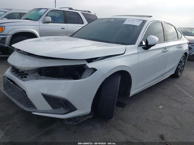 Honda l15b7 2024 19XFL1G80RE001267 Image 2