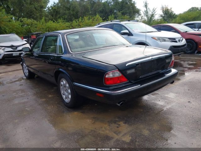 1998 JAGUAR XJ8 SAJHX6240WC837079 Photo 2