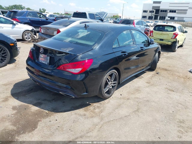 Mercedes-Benz m270 2019 WDDSJ4EB1KN714898 Image 4