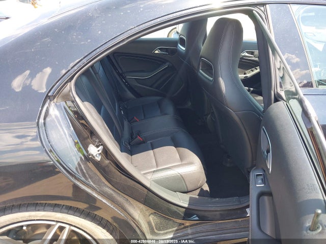 Mercedes-Benz m270 2019 WDDSJ4EB1KN714898 Image 8
