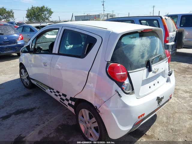 Chevrolet ll0 2015 KL8CB6S93FC801477 Image 3