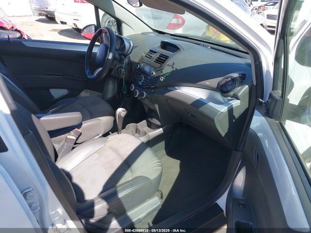 Chevrolet ll0 2015 KL8CB6S93FC801477 Image 5