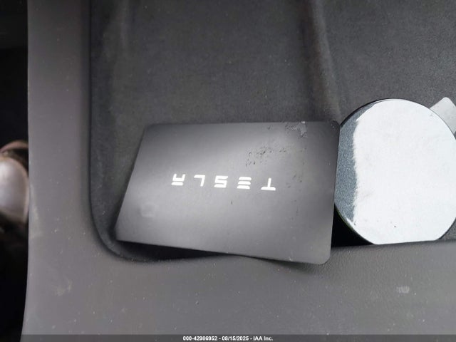 2025 TESLA MODEL Y 7SAYGDED8SF302323 Photo 10
