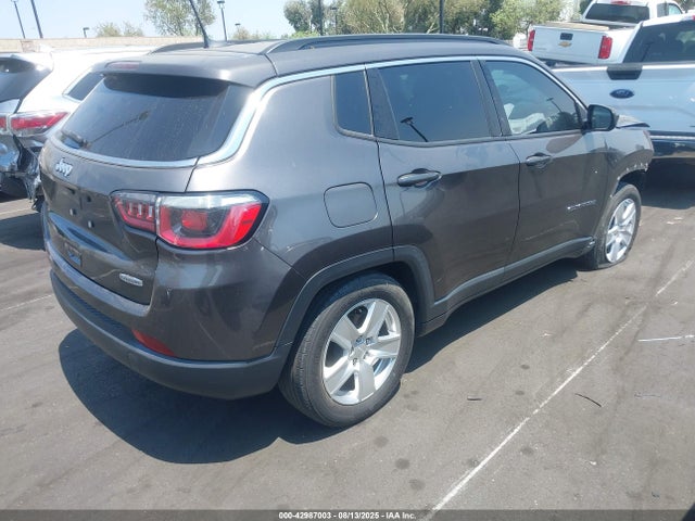 Jeep Compass 2022 3C4NJCBB4NT138248 Image 4