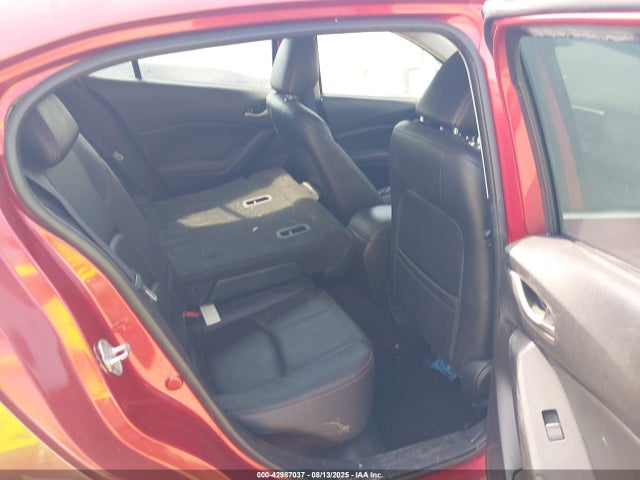 3MZBM1M71FM181140 Mazda pe