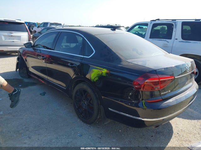 1VWGT7A34HC076304 Volkswagen tsi
