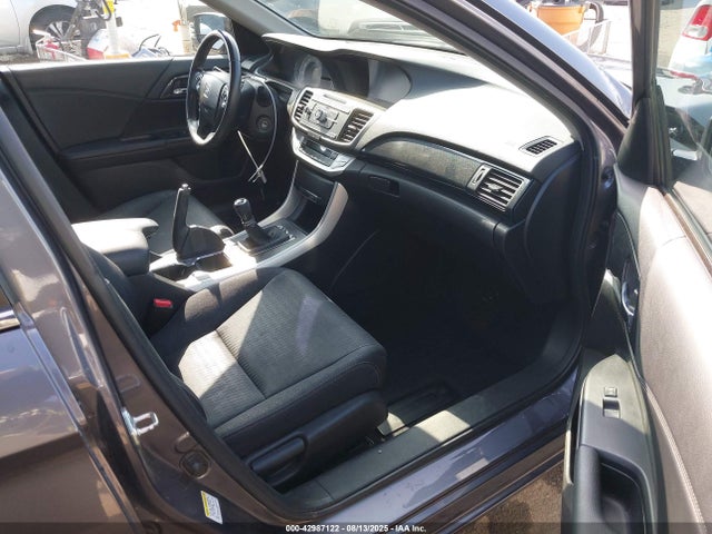 Honda k24w1 2014 1HGCR2E54EA020015 Image 5