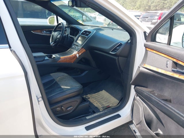 2LMTJ8LR7GBL20993 Lincoln MKX