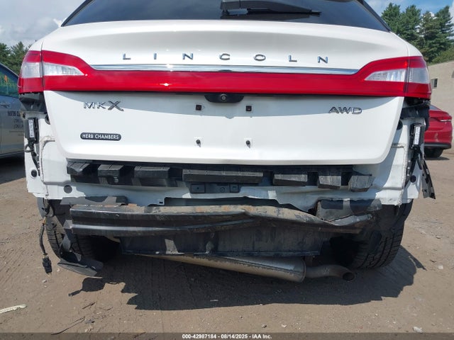 2LMTJ8LR7GBL20993 Lincoln MKX