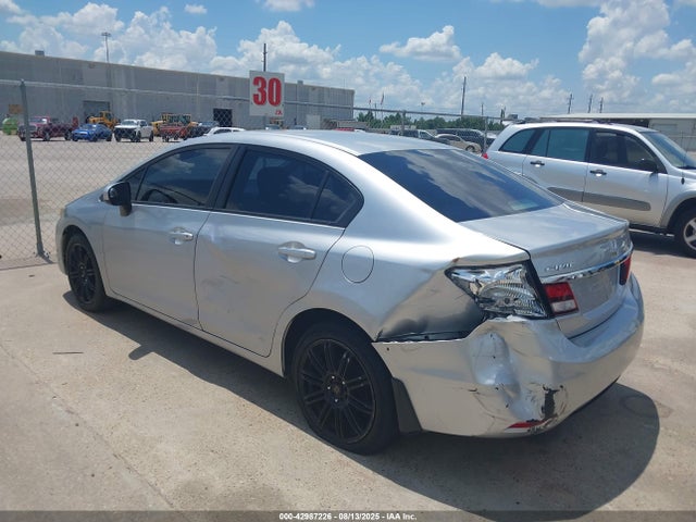 Honda r18z1 2014 19XFB2F5XEE021620 Image 3