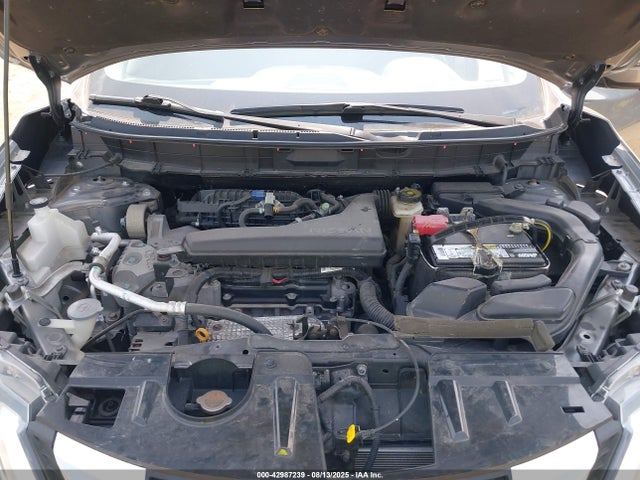 KNMAT2MV5GP697762 Nissan Rogue