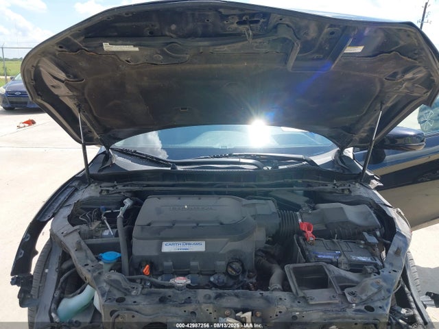 Honda j35y1 2017 1HGCR3F97HA026290 Image 10