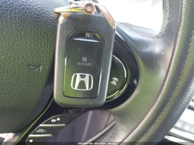 Honda j35y1 2017 1HGCR3F97HA026290 Image 11