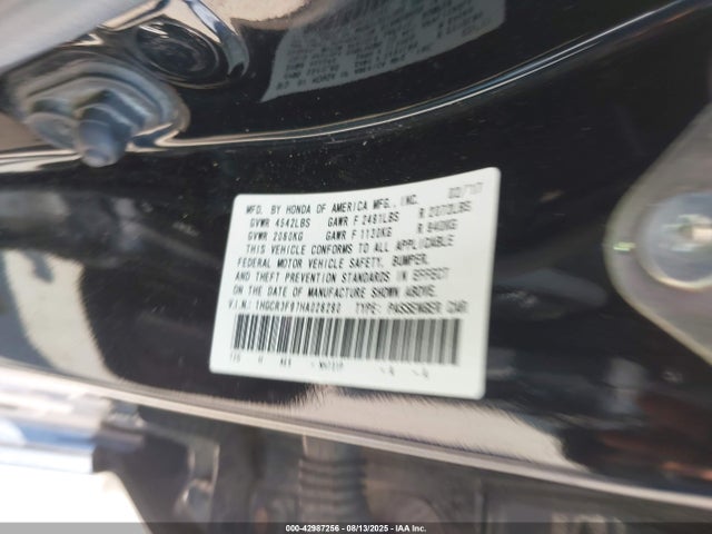 Honda j35y1 2017 1HGCR3F97HA026290 Image 9