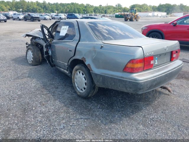 1995 LEXUS LS JT8UF22EXS0023985 Photo 2
