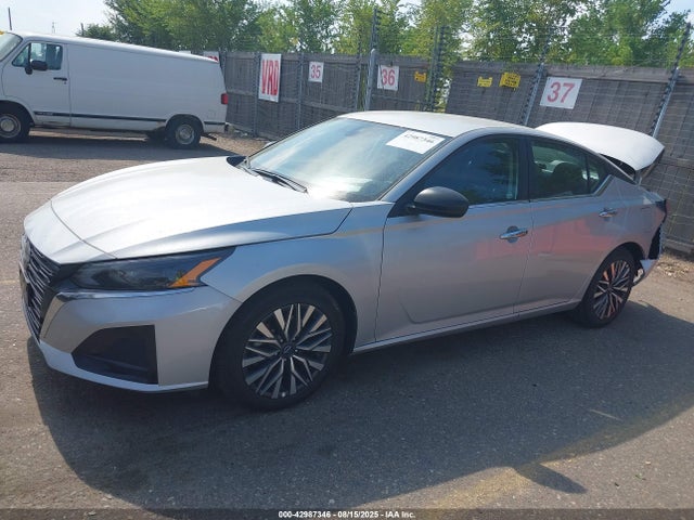 1N4BL4DV1SN359480 Nissan 2025