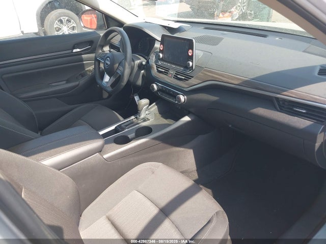 1N4BL4DV1SN359480 Nissan 2025