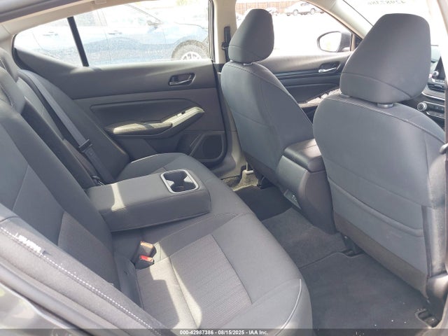 1N4BL4DWXSN334845 Nissan 2025