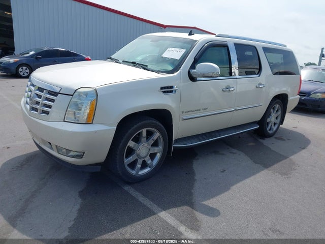 2008 CADILLAC ESCALADE ESV 1GYFK66808R247699 Photo 1