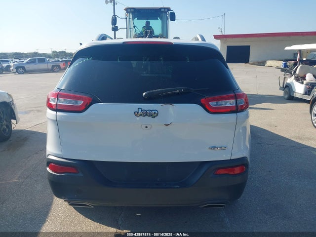 Jeep Cherokee 2016 1C4PJLCS0GW258584 Image 16