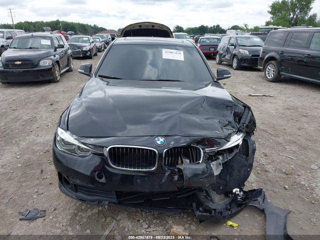 WBA8E1G57JNU88893 BMW 320i