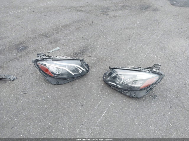 W1K3G4EB8MJ313068 Mercedes-Benz m260