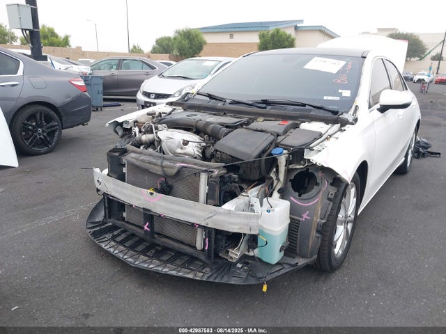W1K3G4EB8MJ313068 Mercedes-Benz m260