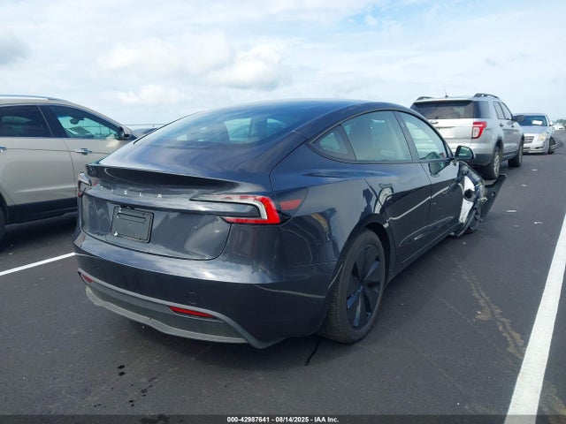 2025 TESLA MODEL 3 5YJ3E1EA9SF024646 Photo 3