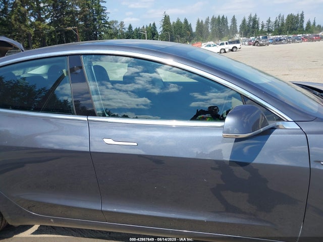 5YJ3E1EA8LF611373 Tesla MODEL 3