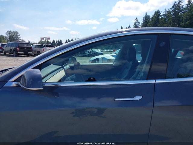5YJ3E1EA8LF611373 Tesla MODEL 3