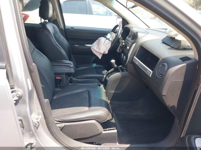 Jeep 2017 2017 1C4NJCEB5HD182409 Image 5
