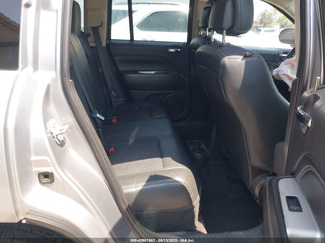 Jeep 2017 2017 1C4NJCEB5HD182409 Image 8