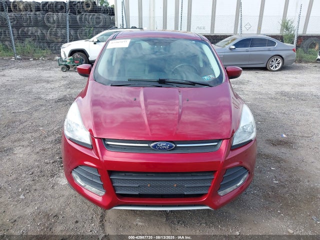 1FMCU9GX2GUB05050 Ford Escape