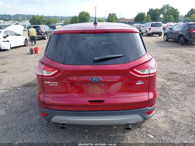 1FMCU9GX2GUB05050 Ford Escape