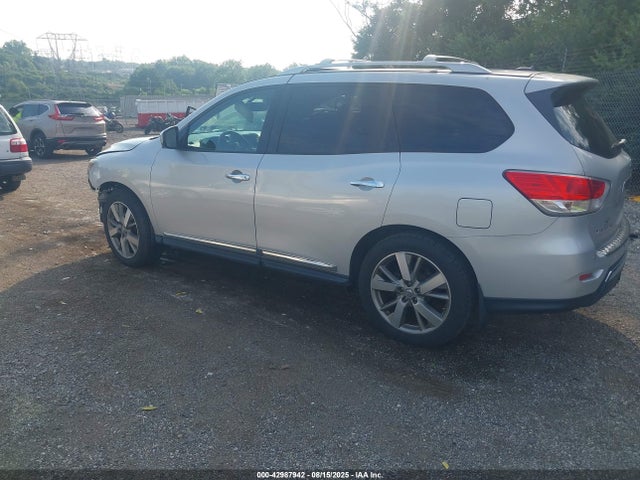 Nissan Pathfinder 2014 5N1AR2MM0EC698629 Image 3