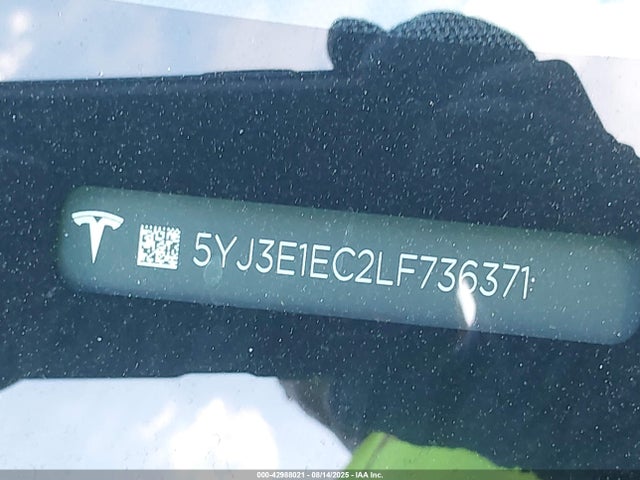 5YJ3E1EC2LF736371 Tesla 2020