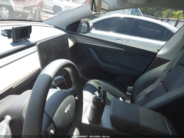 2024 TESLA MODEL Y 7SAYGAEE5RF211012 Photo 6