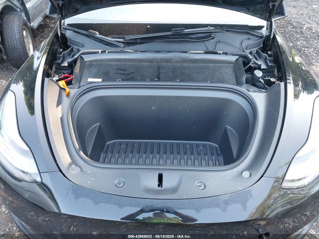 2025 TESLA MODEL Y 7SAYGAEE8SF288835 Photo 9