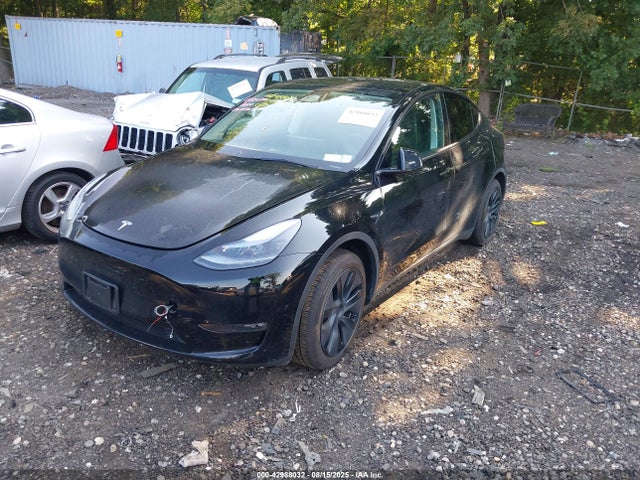 2025 TESLA MODEL Y 7SAYGAEE8SF288835 Photo 1