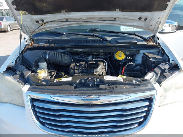 Chrysler 2014 2014 2C4RC1CG2ER464014 Image 10
