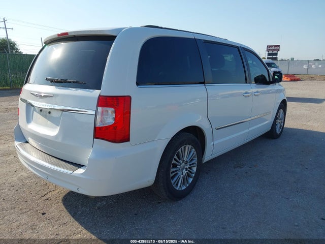 Chrysler 2014 2014 2C4RC1CG2ER464014 Image 4