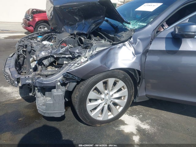 Honda k24w1 2014 1HGCR2F88EA058176 Image 17